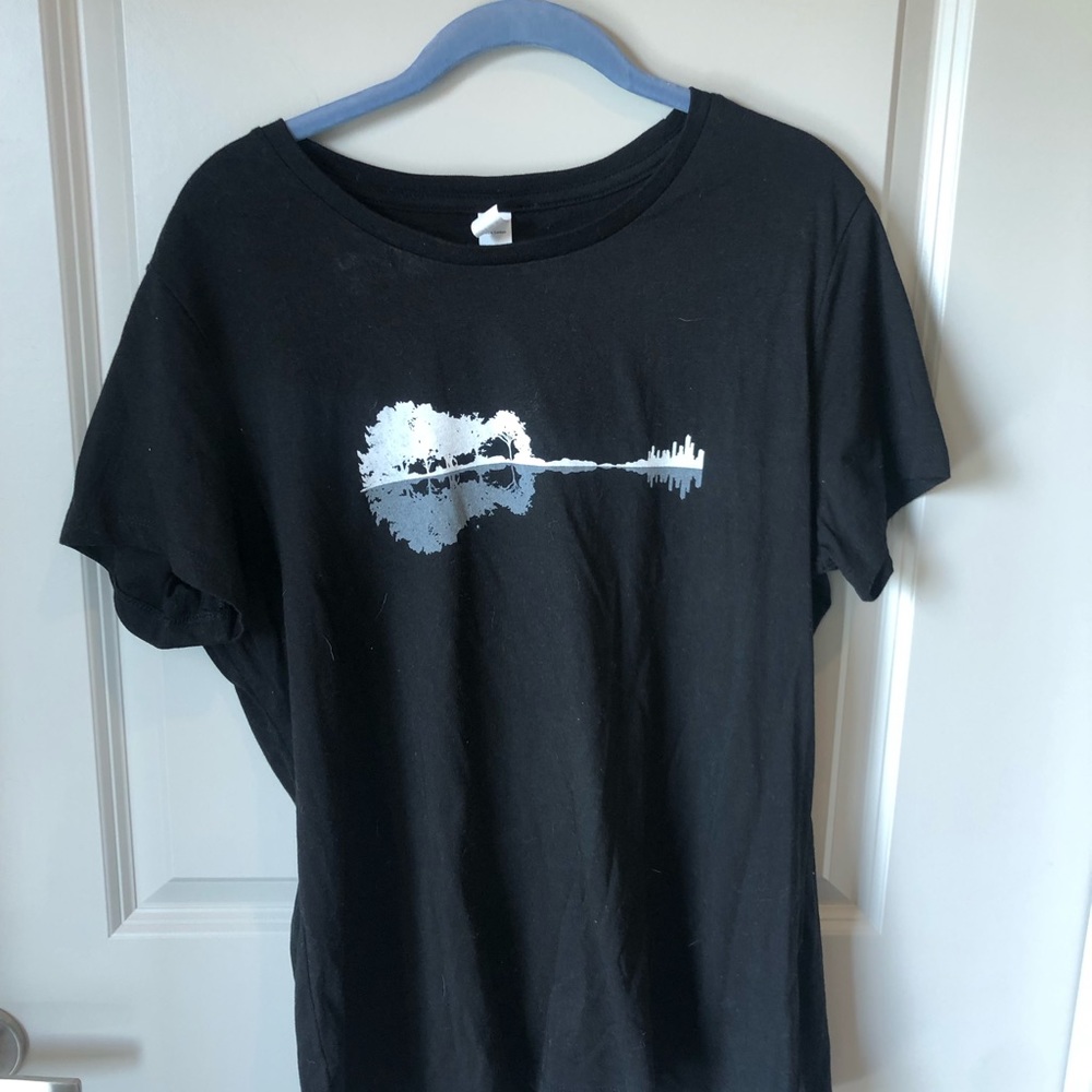 Guitar Graphic Tee